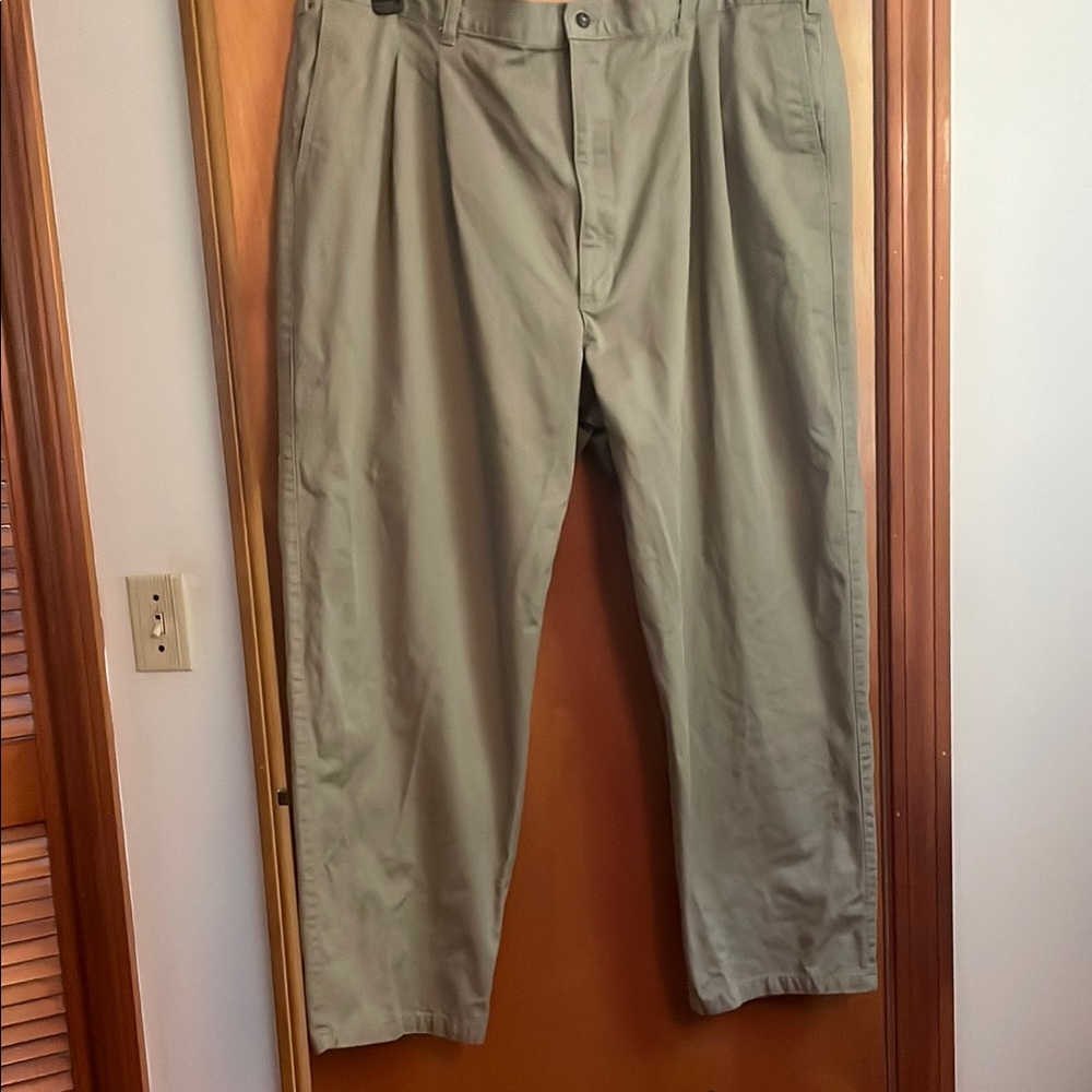 Northwest Territory Khaki Chinos Relaxed Fit Pants
